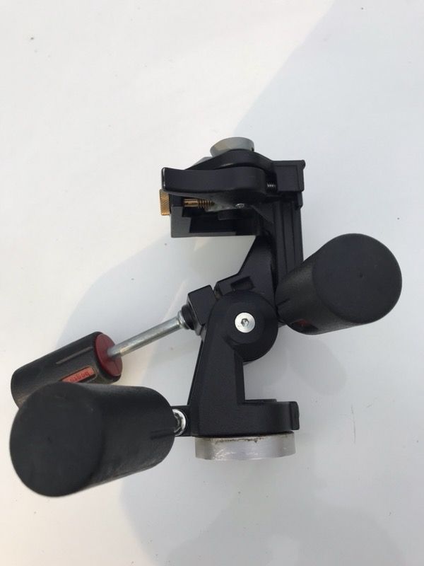 Bogen 3047 Manfrotto 3 way pan tilt tripod head made in Italy