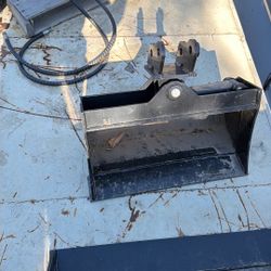 Excavator Tilt Bucket 24” New 25mm