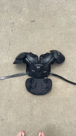 Xenith XFlexion Flyte youth football shoulder pads