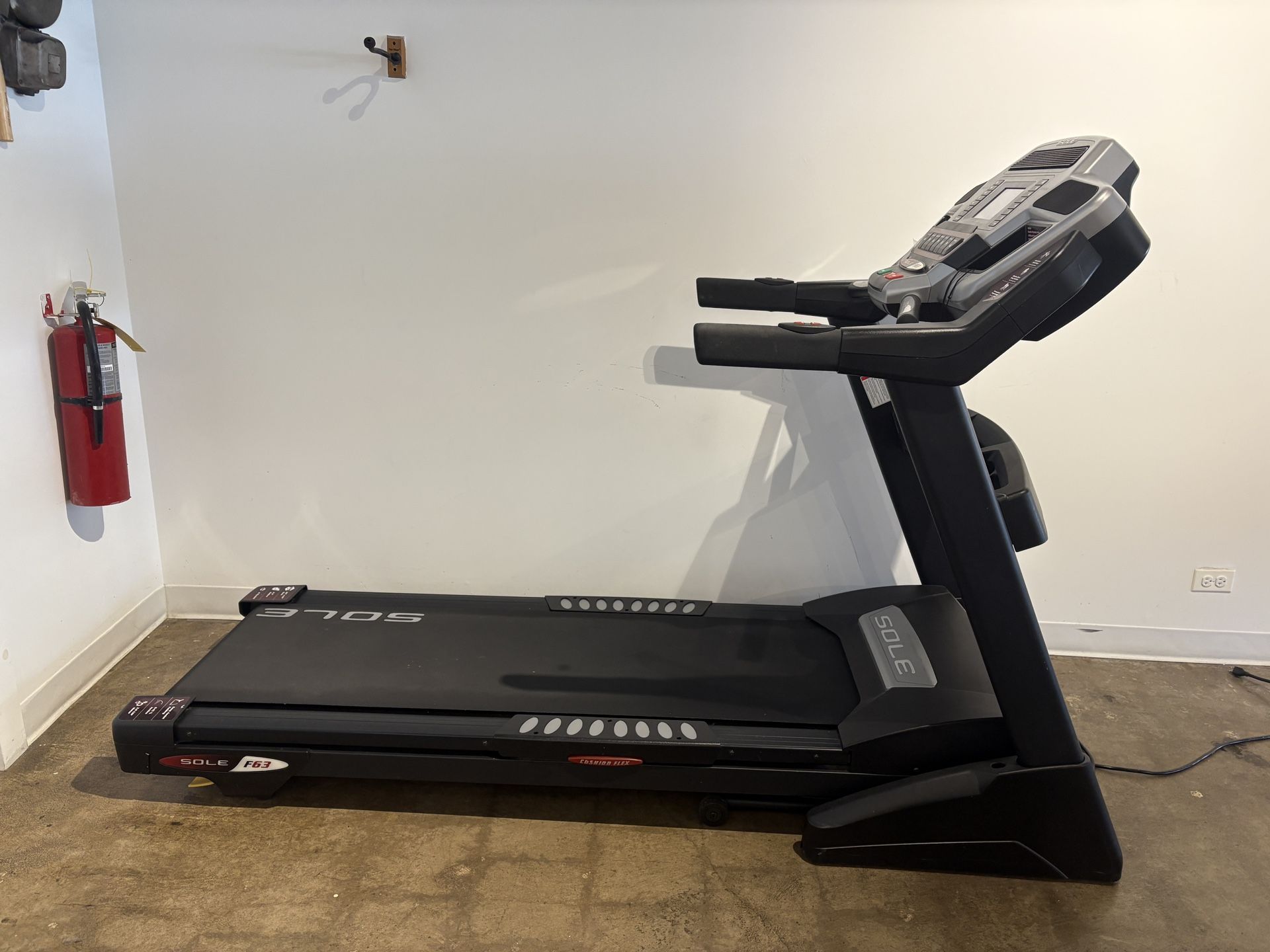 Treadmill Good And Working Condition