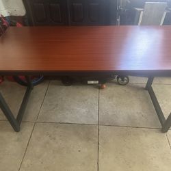 Table/Desk