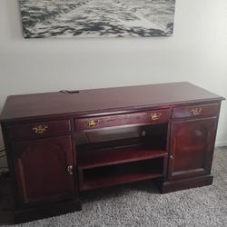 Desk W Key