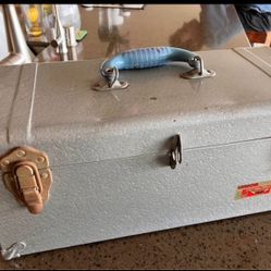Vintage Union Tool Box (1950s/1960s)