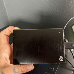 Seagate Backup Plus Slim 2TB Portable External HDD USB 3.0 Black 2.5" S.M.A.R.T.