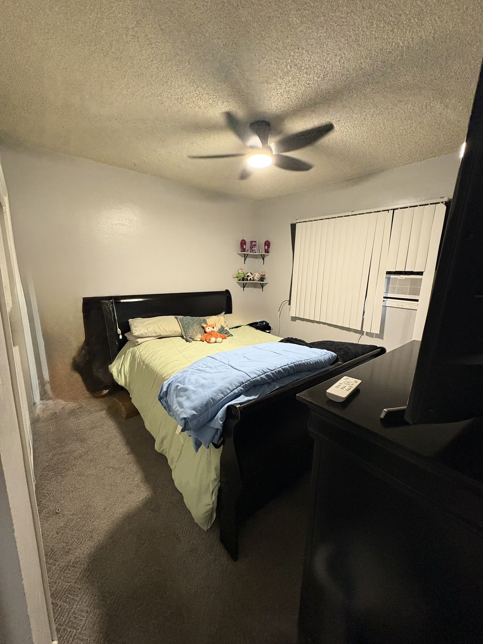Free Bed Night Stand And Mirror Set