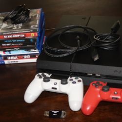PS4 SLIM 500GB + 2 Controllers + 8 Games - READY TO PLAY!