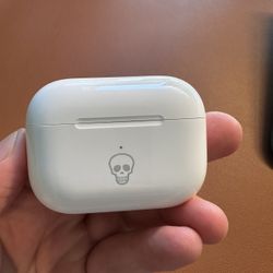 Lightly Used - Apple AirPod Pro