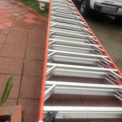 Escalera de 20 pies de fibra de vidrio doble subida casi nueva muy barata 