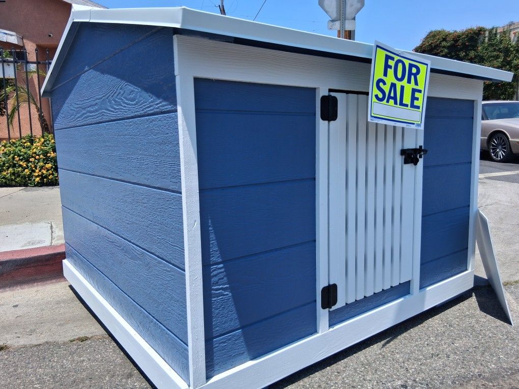 Dog Houses