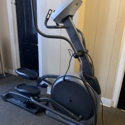 ELLIPTICAL IN EXCELLENT CONDITION. 