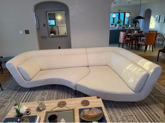 Modern Curved Bouclé Modular Sofa / Crescent Sectional Sofa – Cream Ivory
