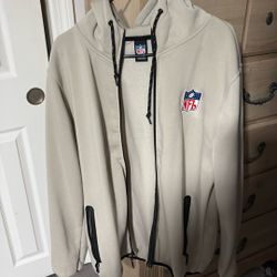 Size Xl Zip Up Hoodie
