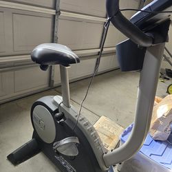 Upright Stationary Exercise Bike ProForm XP185U