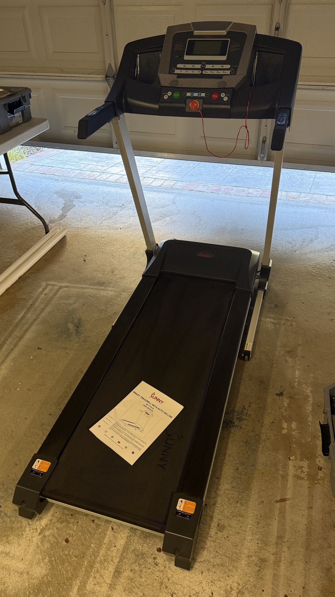 Sunny Smart Treadmill with Auto Incline SF-T7515