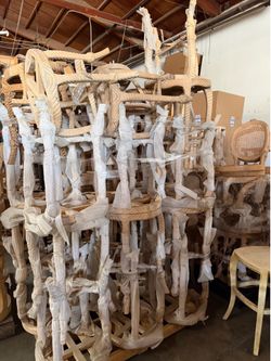Back less Barstool. Italian. Unfinished