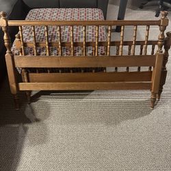 Solid Maple Full Size Bed 