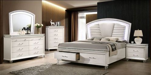Brand New White 4pc Queen Bedroom Set (Available in California & Eastern King)