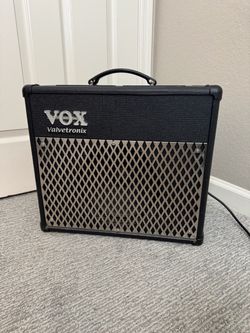 Vox Valvetronix AD30VT 30w Guitar Amp