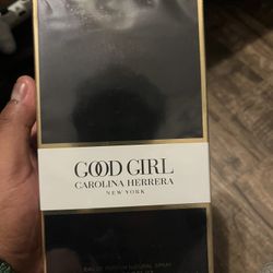 Good Girl Carolina Herrera New York