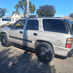 2005 chevrolet tahoe  parts