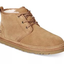 Men’s Size 9 Uggs Neumel Classic  