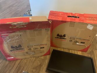 Two Viewsonic vga monitors