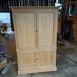 Armoire