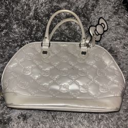 Mid 2000s Hello Kitty white Loungefly Sanrio Purse 