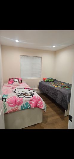 Twin beds