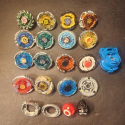 Beyblade Metal Fusion / Metal Masters Lot - 15 Tops & Launcher mixed 21 piece parts