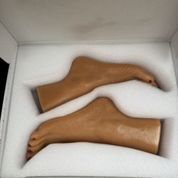 Silicone Feet Jewelry Display *LIFELIKE*
