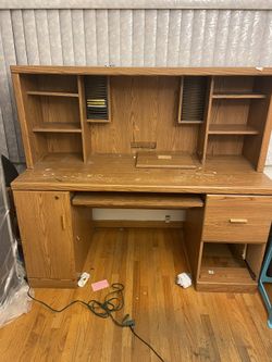 Free Desk Must Be Able To Lift Yourself And Pickup