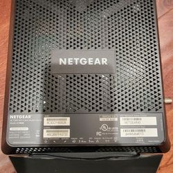 Used NETGEAR WiFi Cable Modem Router Model C7000