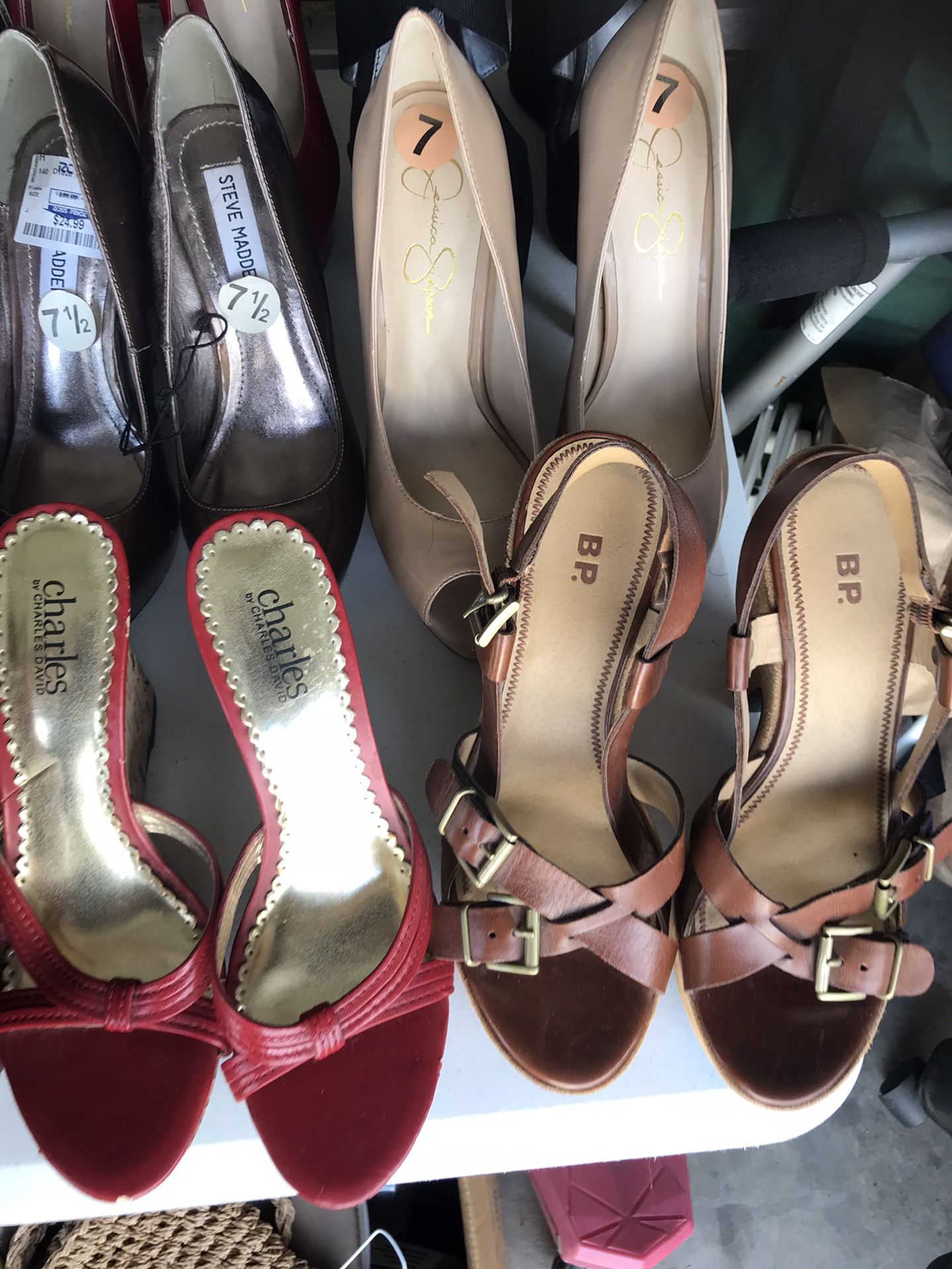 Designer Women's Slides ( Size 7.5, 38 EU) (Sandals, Slippers, Shoes) for  Sale in San Jose, CA - OfferUp