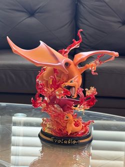 Pokemon Charizard Evolution 26cm Luminous
