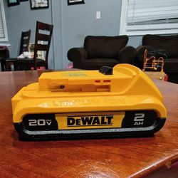 dewalt battery 2AH20v 