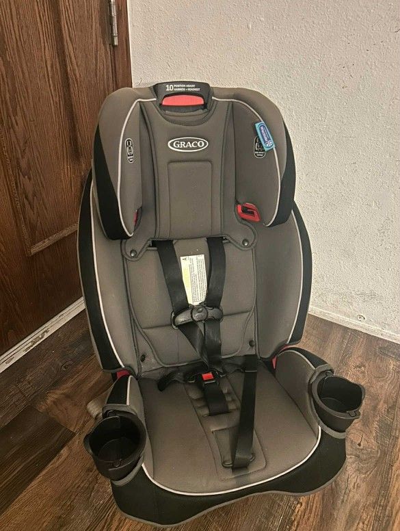 Graco Carseat $100
