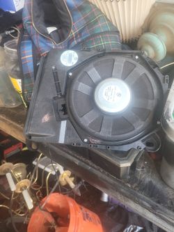 Bmw Under The Seat Woofers