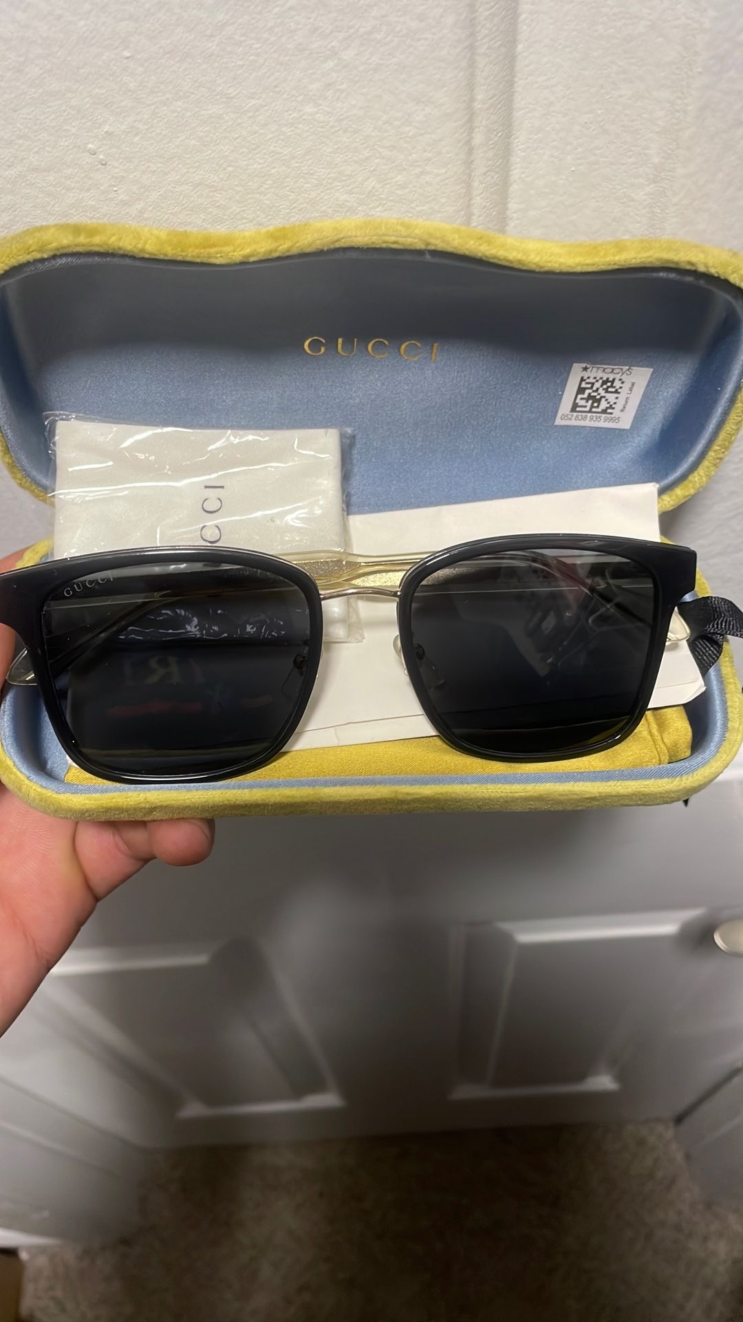 Gucci Shades 