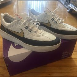 Nike Mens SB Nyjah Free 2 Size 11.5