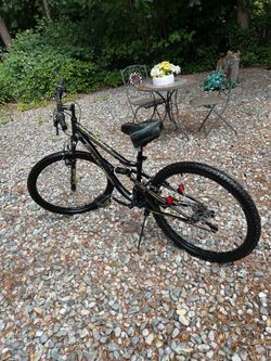 MONGOOSE Mountain Bike