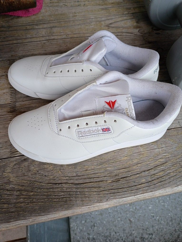 Reebok Shoes Size 6.5