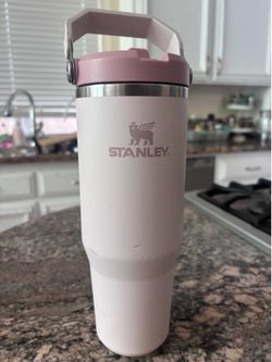 Stanley IceFlow™ Flip Straw Tumbler | 30 OZ
