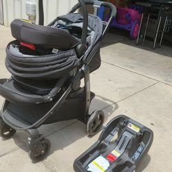Nee Graco Carseat Base And Stroller 