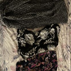 Women’s Scarfs