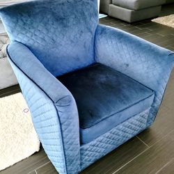 Blue Accept Chair ~ Ready For Pick Up