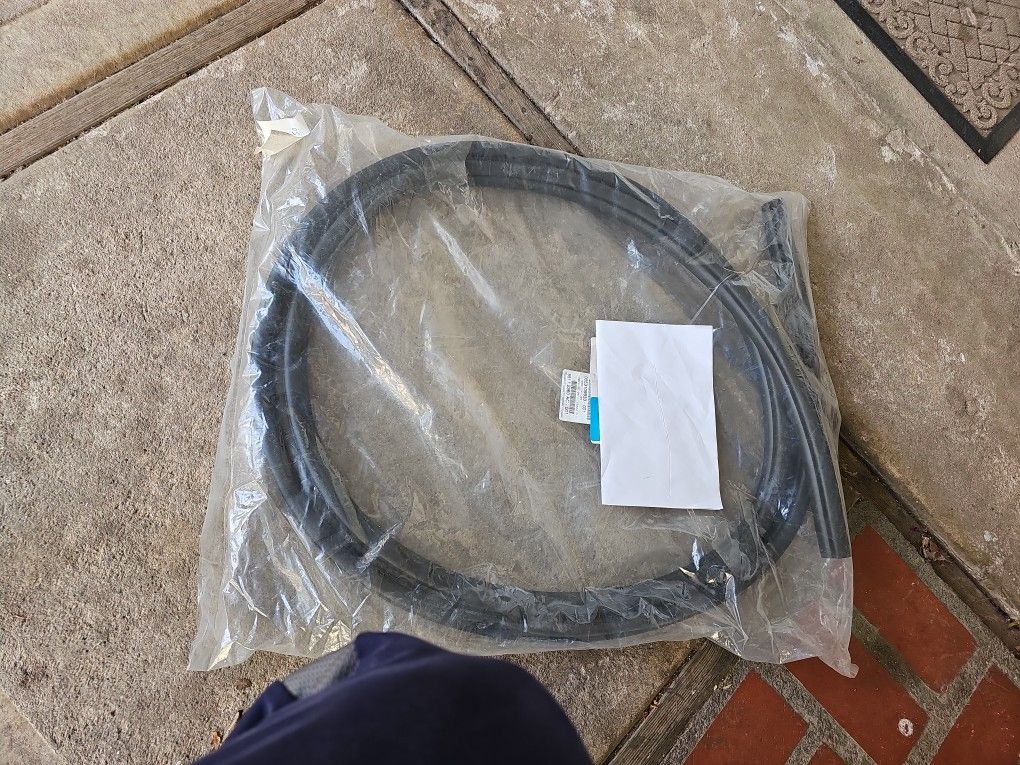 Weatherstrip, Body Mounted