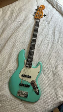 Fender Custom Ultra Jazz V Bass