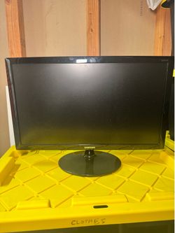 Samsung monitor see images for size and model Samsung monitor see images for size and model