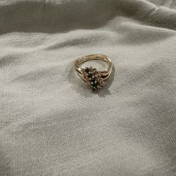 14K Emerald and diamond Ring 